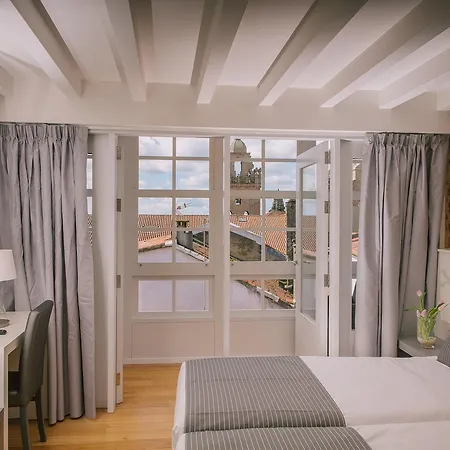 Πανσιόν Os Sobrinos Do Pai