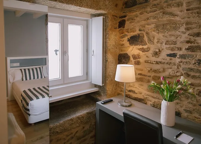 Os Sobrinos Do Pai 3* Santiago de Compostela